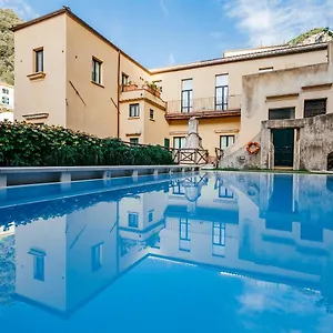 Amalfi Resort 2*, Amalfi Itália