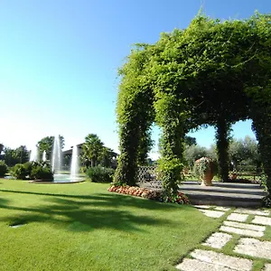 Royal Garden Milano 4*, Assago Itália