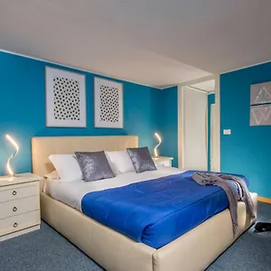 Navona Blue , Roma İtalya