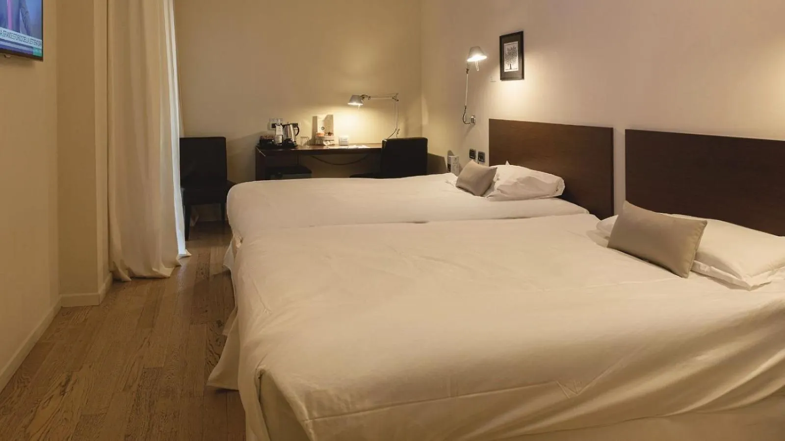 I Portici Hotel Bologna 4*,  Italia